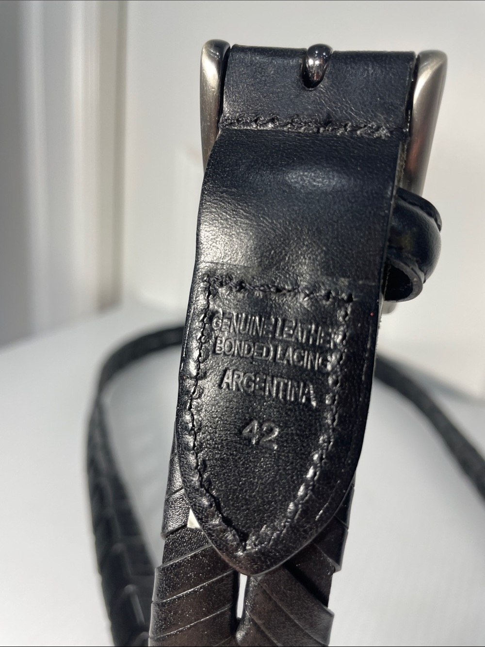 Genuine Leather Bonded Lacing Men’s Belt Size 42 Black Silver Buckle and Tip - Picture 3 of 5
